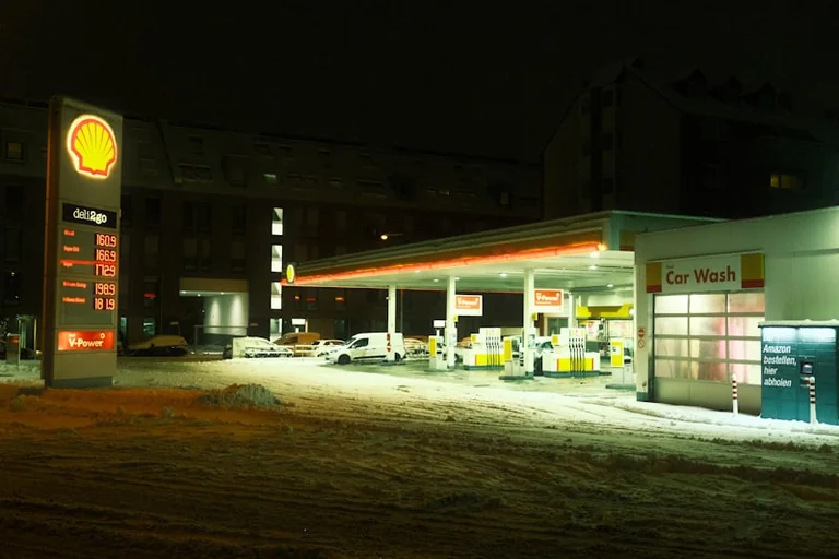 Degalų kainos Lietuvoje šią savaitę: kas jas lemia
