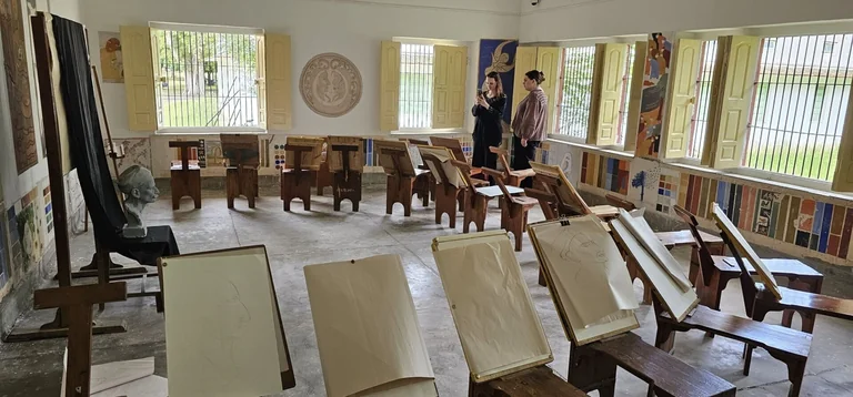 Klaipėdos universiteto studentės Indijoje: pamoka apie ryšį su vaiku