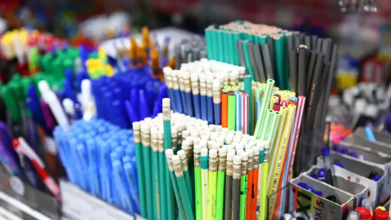 Mokyklinės prekės rugpjūčio 22–23 d.: kaip nepermokėti