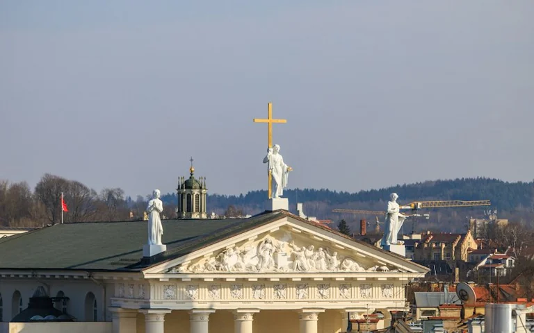 Pasaulinė turizmo diena: kaip pažinti Vilniaus senamiestį pėsčiomis